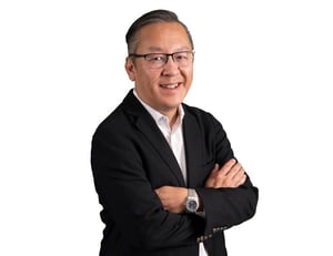 Jonathan Nguyen Duy Headshot